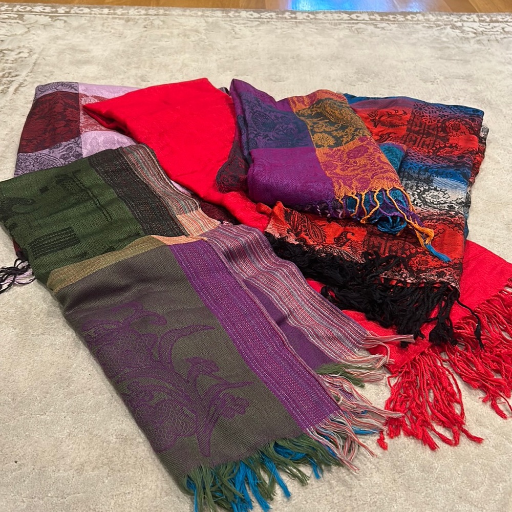 Pashmina scarfs
